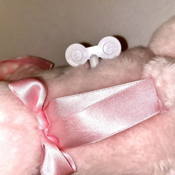 Aurora Baby Plush Pink Stuffed Bear Musical Girl Wind Up Lovey 11" Lullaby - Picture 5 of 8